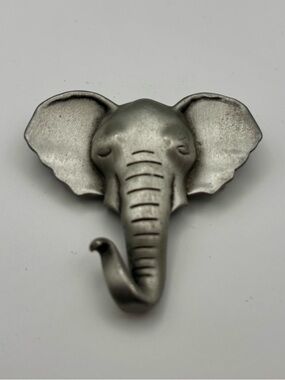 Jonette Jewelry Elephant Brooch